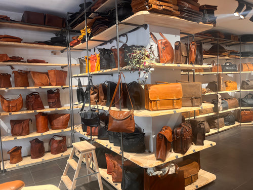 Rincón de manualidades en la tienda